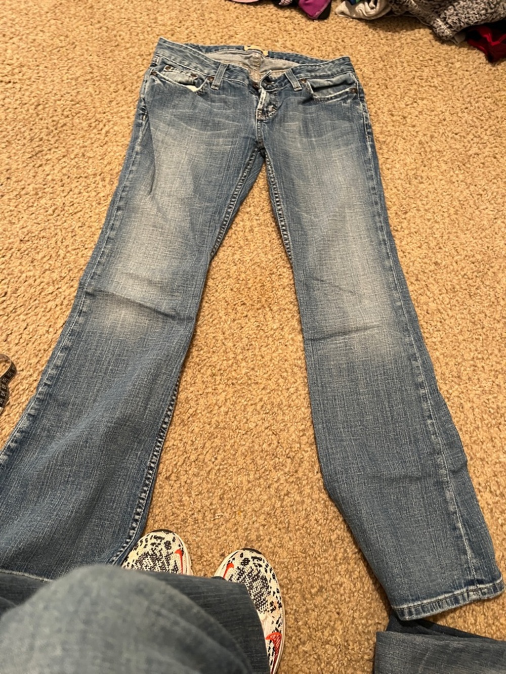 BKE Size 27 Classic Women's Light Wash Blue Bootcut Jeans